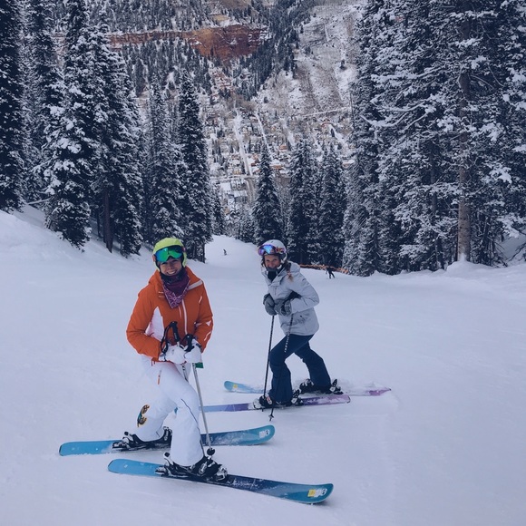 Meet your Posher, Elizabeth - Picture 4 of 4